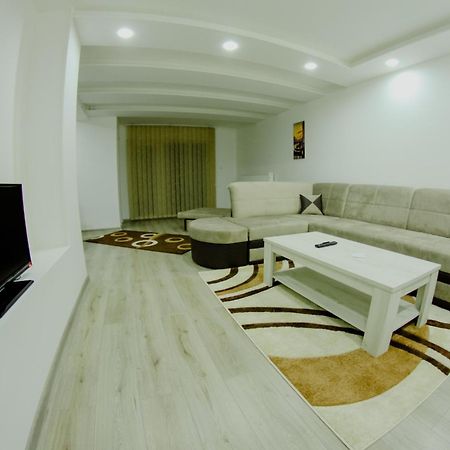 Deluxe Apartments ซาราเยโว ภายนอก รูปภาพ