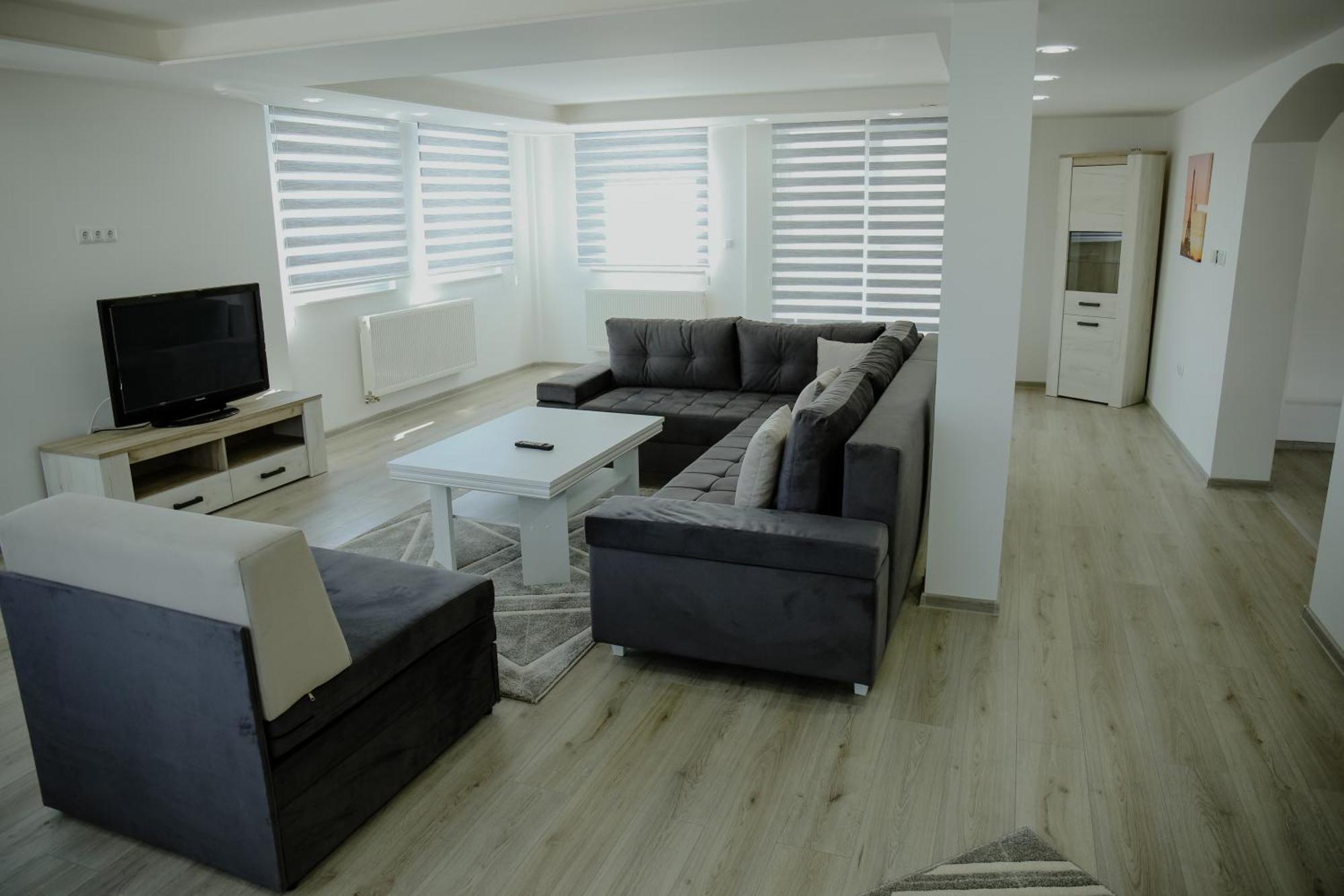 Deluxe Apartments ซาราเยโว ภายนอก รูปภาพ