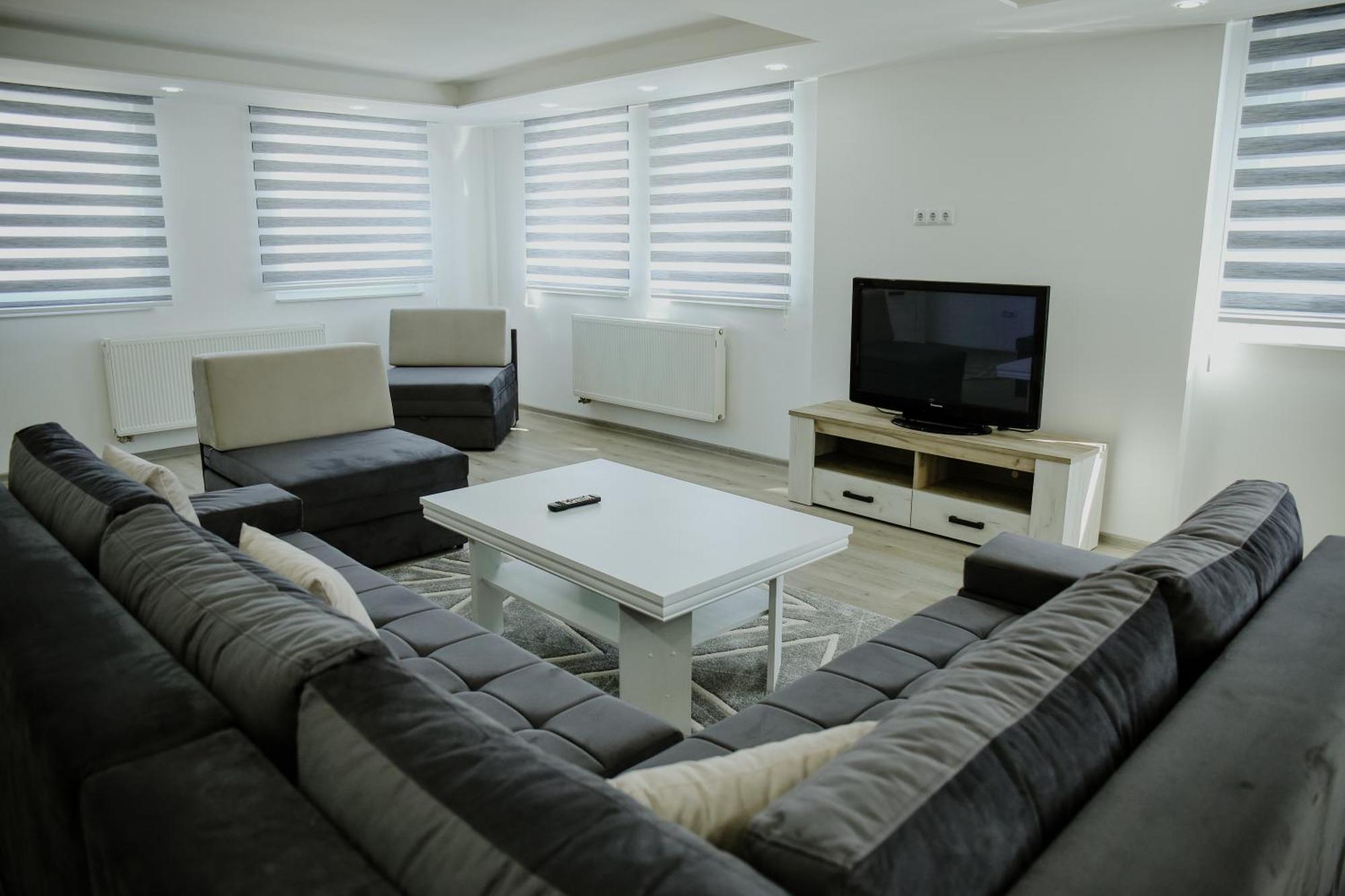 Deluxe Apartments ซาราเยโว ภายนอก รูปภาพ