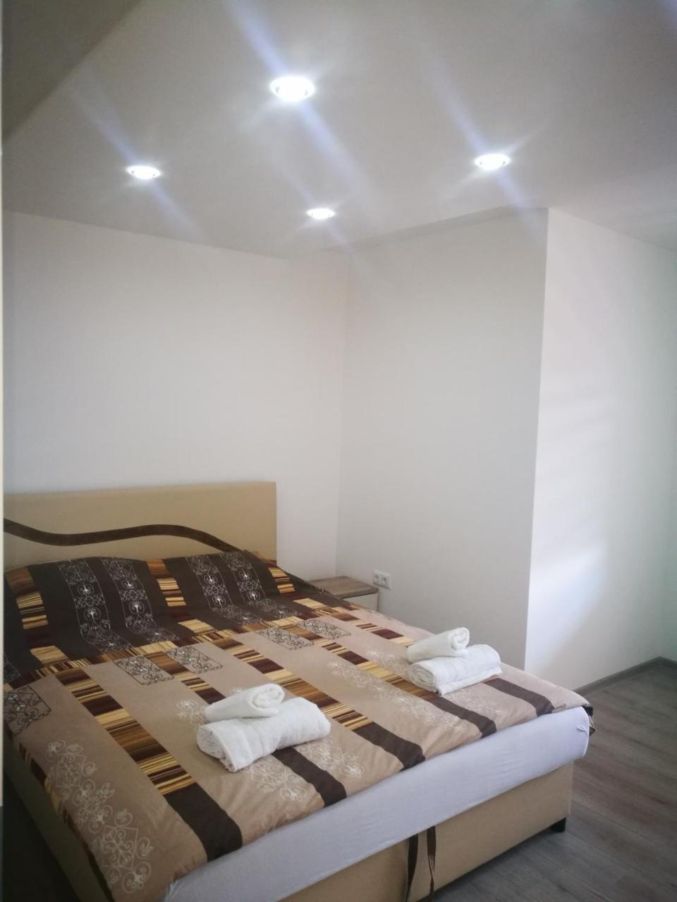 Deluxe Apartments ซาราเยโว ภายนอก รูปภาพ